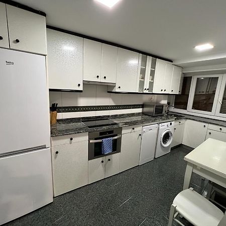 ベルメオItsasoko Izarra, Apartamento Con Encanto En El Casco Viejo.アパートメント エクステリア 写真